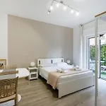 Poggio Bright Urban Apartment