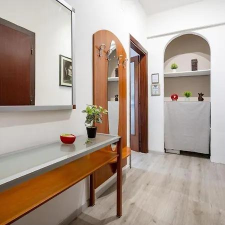 Poggio Bright Urban